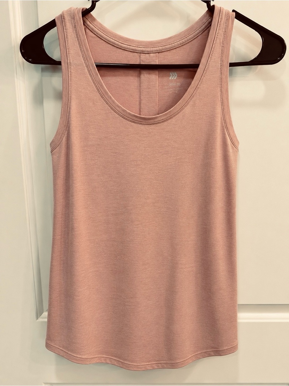 all in motion Dusty Rose Scoop Neck Tank